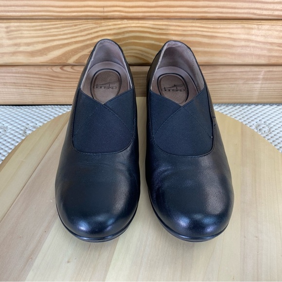 Dansko Women's 41 EU Black Leather Closed Toe Slip On Loafer Casual Comfort Shoe - Picture 2 of 13